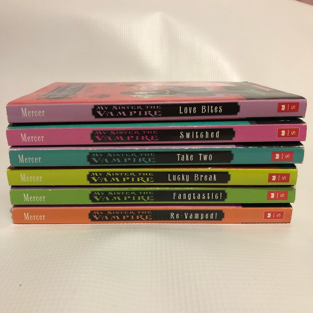 My Sister the Vampire book series(tween)